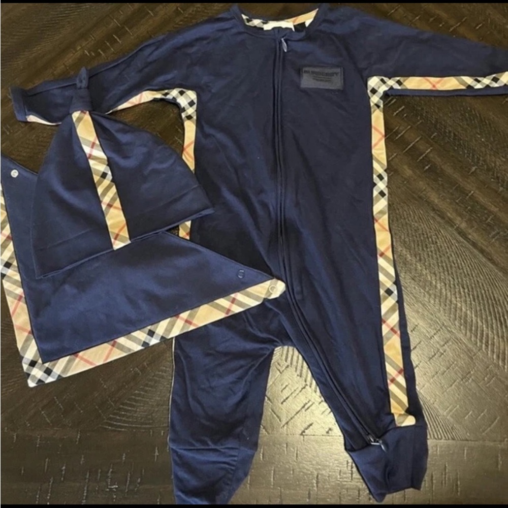 ❌SOLD❌ Burberry babys Navy Blue Onesie with Plaid Trim set